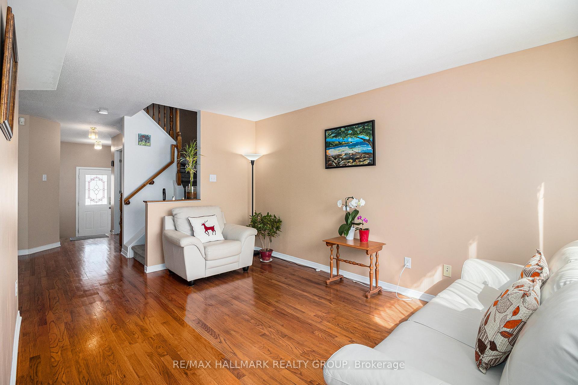 Photo 2 of Unit A, 218 Claridge Drive, Ottawa, Barrhaven - Longfields — HOMEH