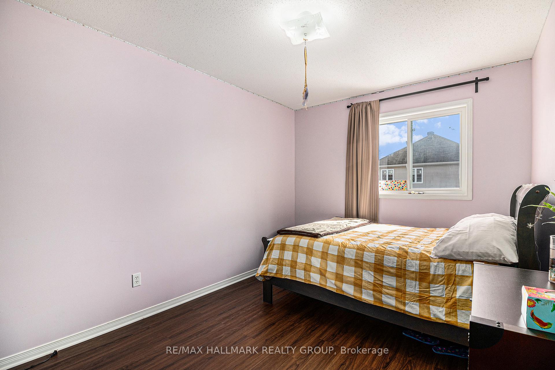 Photo 13 of Unit A, 218 Claridge Drive, Ottawa, Barrhaven - Longfields — HOMEH