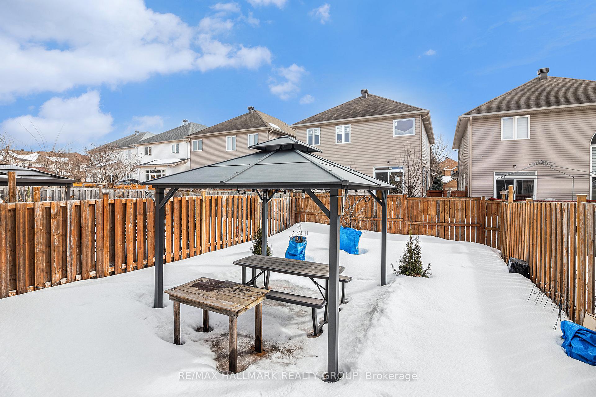 Photo 15 of Unit A, 218 Claridge Drive, Ottawa, Barrhaven - Longfields — HOMEH
