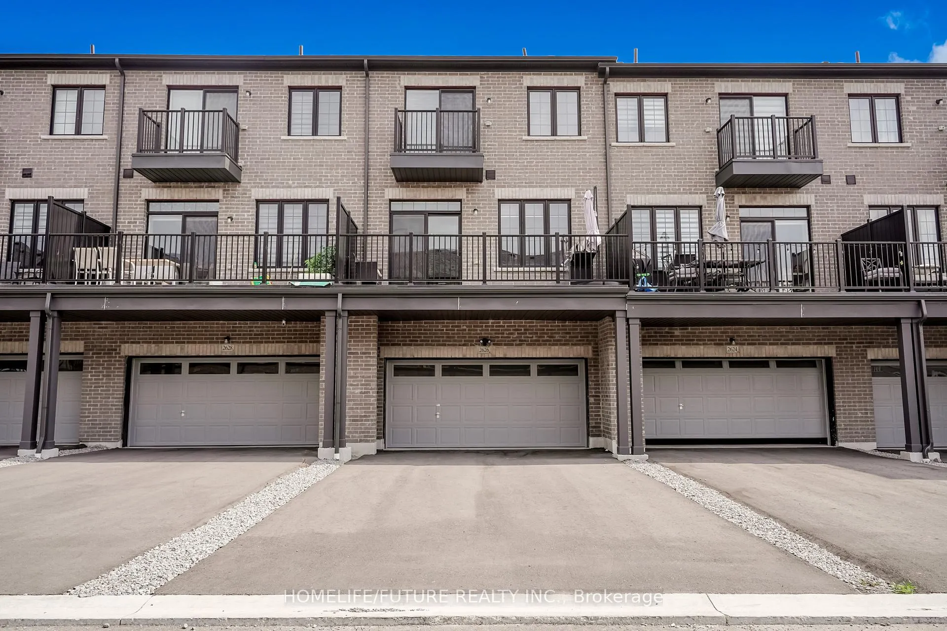 Photo 3 of 2626 Delphinium Trail, Pickering, Rural Pickering — HOMEH