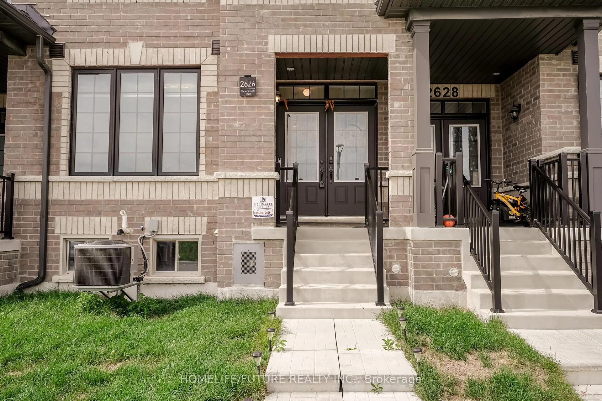 Photo 4 of 2626 Delphinium Trail, Pickering, Rural Pickering — HOMEH