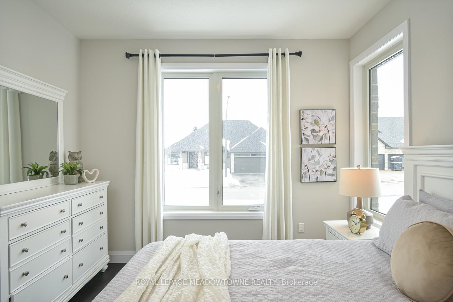 Photo 28 of 74 Charles Currie Crescent, Erin, Rural Erin — HOMEH
