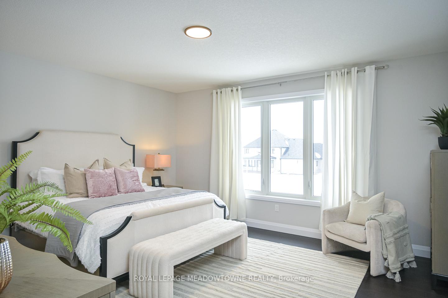 Photo 38 of 74 Charles Currie Crescent, Erin, Rural Erin — HOMEH