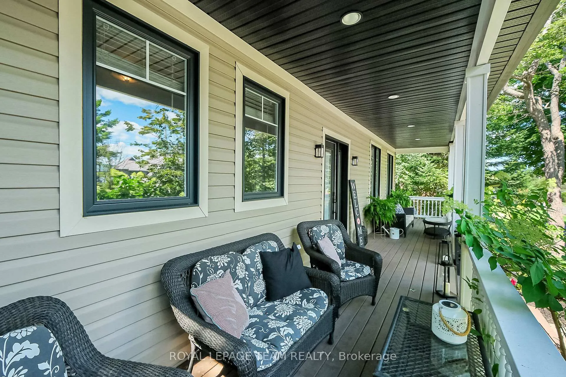 Photo 3 of 2893 Barlow Crescent, Ottawa, Dunrobin Shores — HOMEH