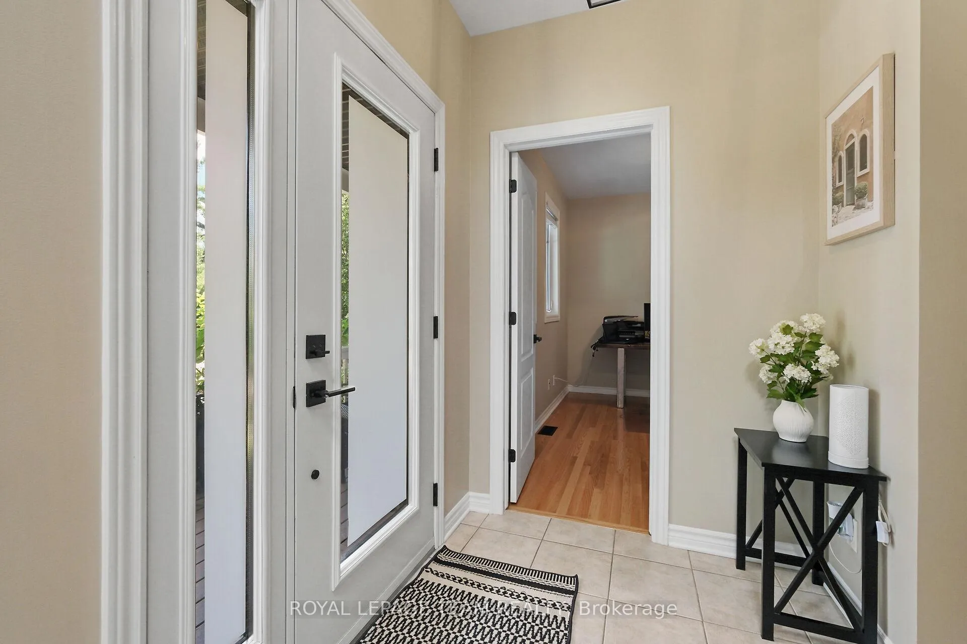 Photo 5 of 2893 Barlow Crescent, Ottawa, Dunrobin Shores — HOMEH