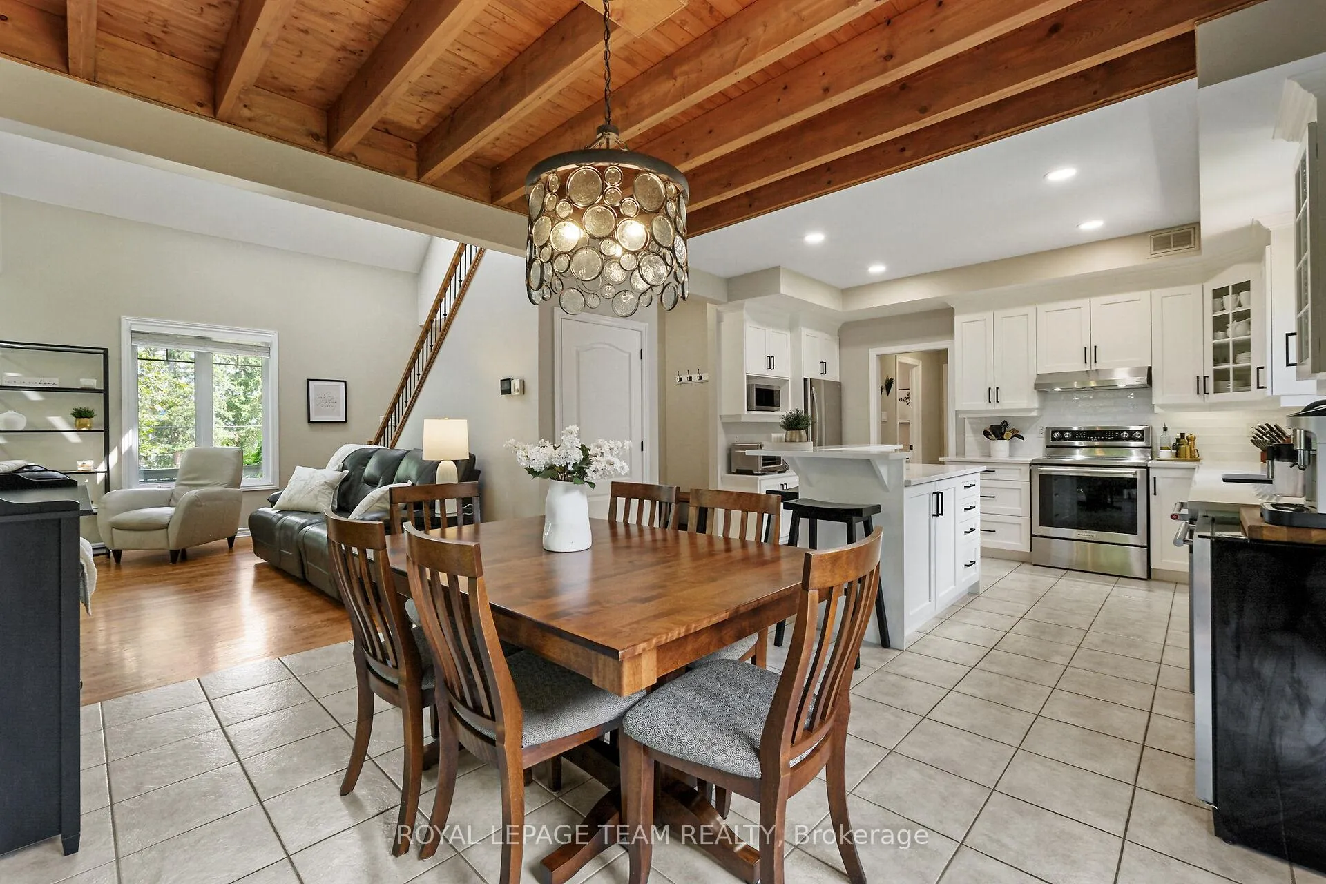 Photo 18 of 2893 Barlow Crescent, Ottawa, Dunrobin Shores — HOMEH