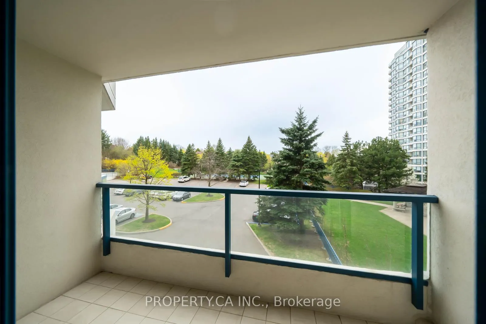 Photo 20 of Unit 301, 7300 Yonge Street, Vaughan, Crestwood-Springfarm-Yorkhill — HOMEH