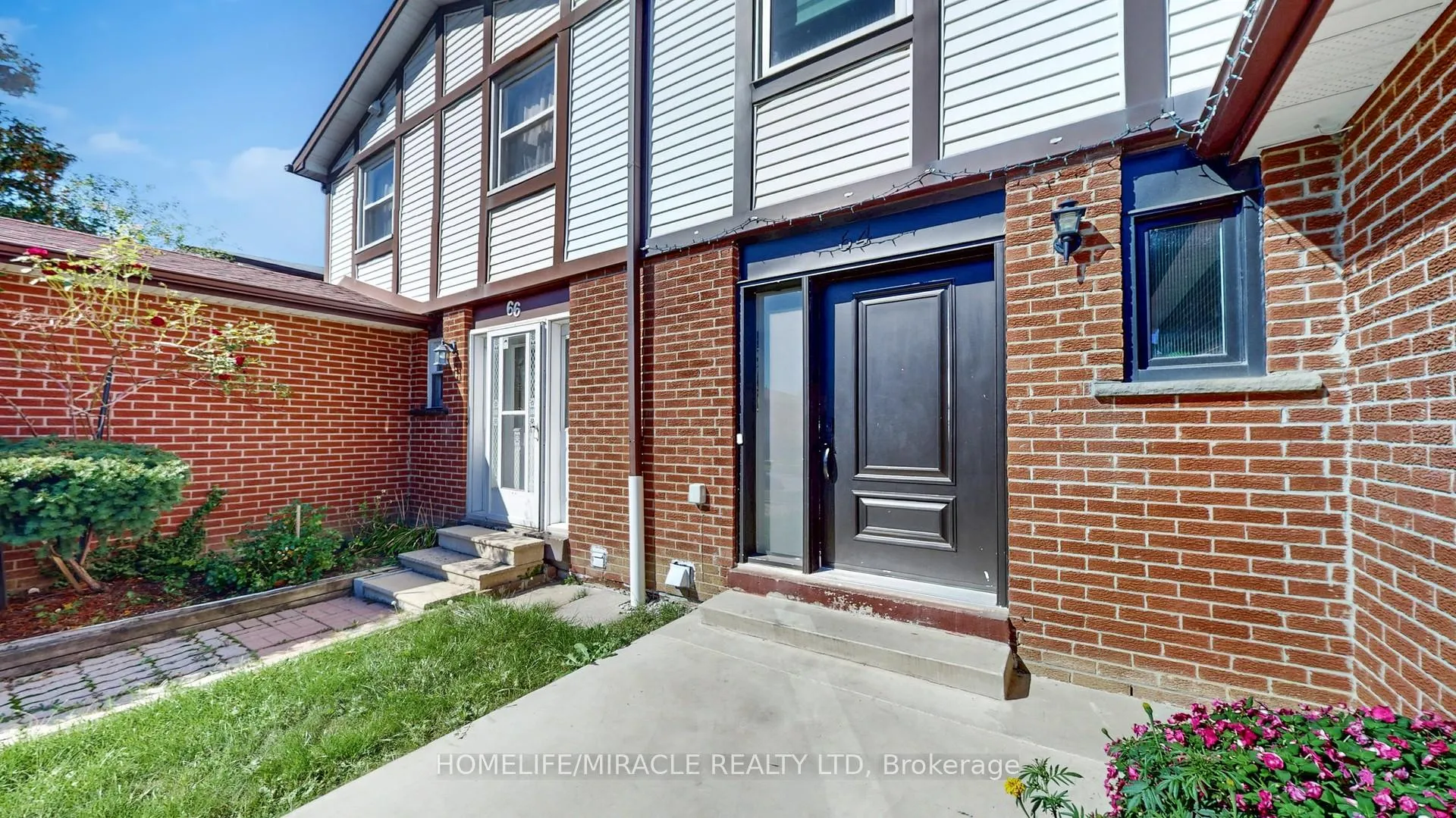 Photo 3 of 64 Radford Drive, Brampton, Brampton North — HOMEH