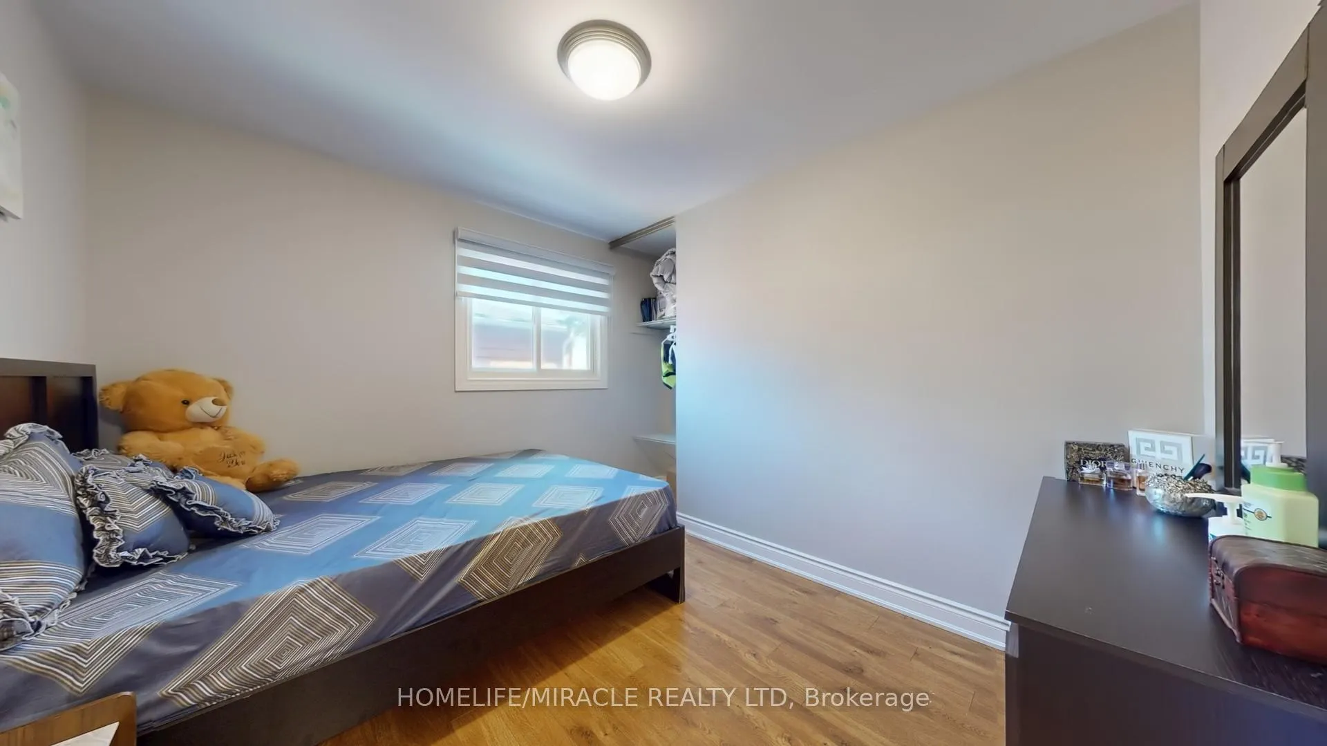 Photo 20 of 64 Radford Drive, Brampton, Brampton North — HOMEH