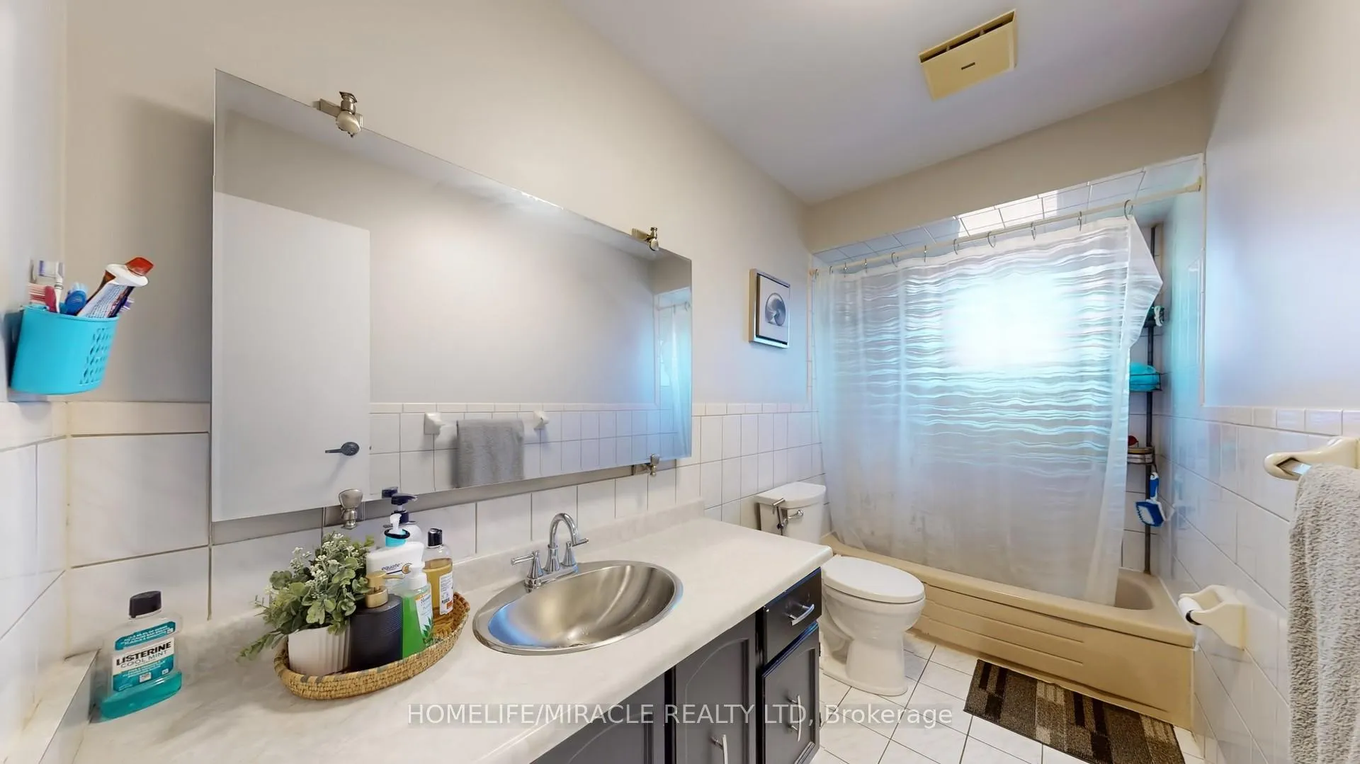 Photo 27 of 64 Radford Drive, Brampton, Brampton North — HOMEH