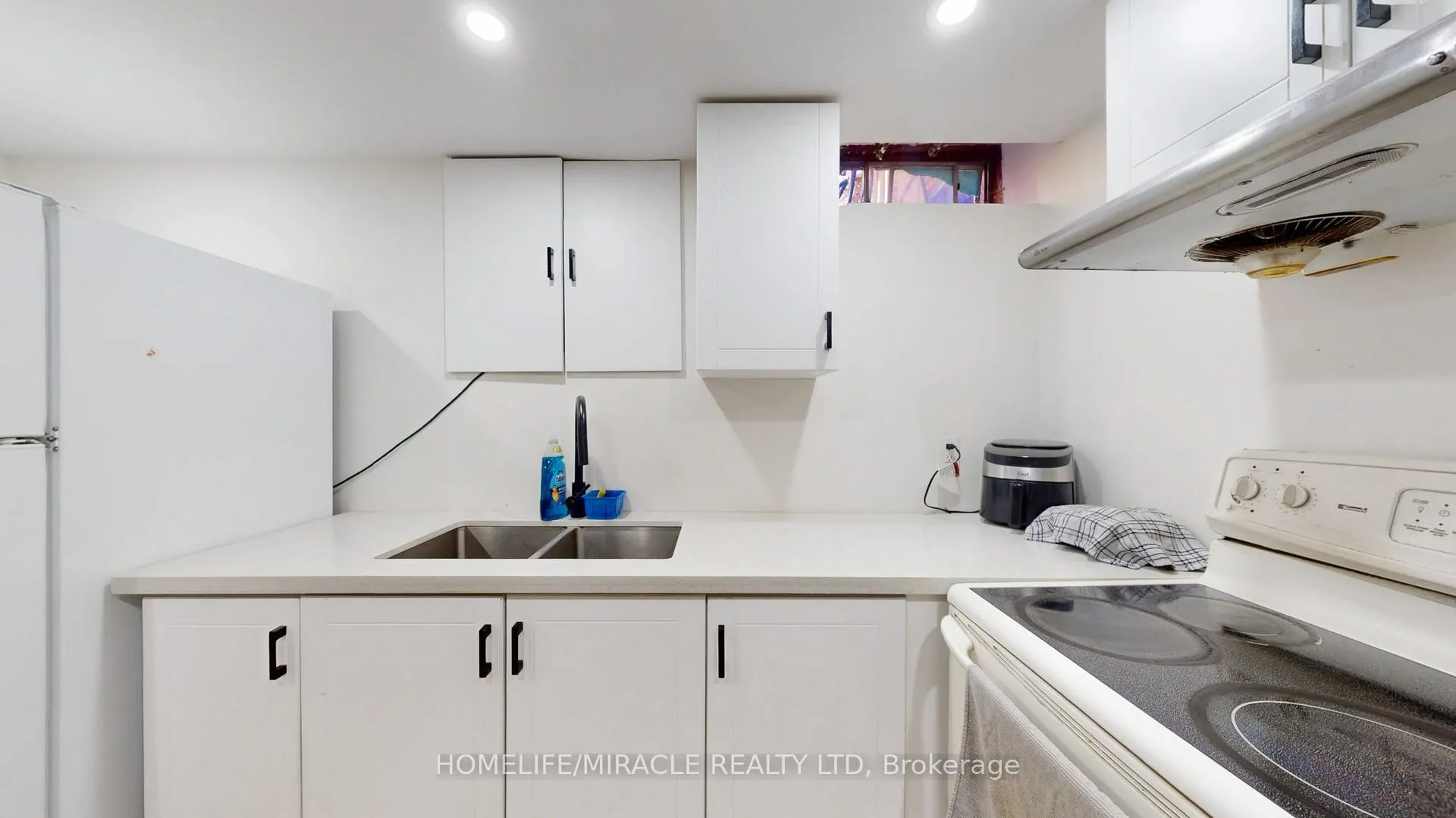 Photo 37 of 64 Radford Drive, Brampton, Brampton North — HOMEH