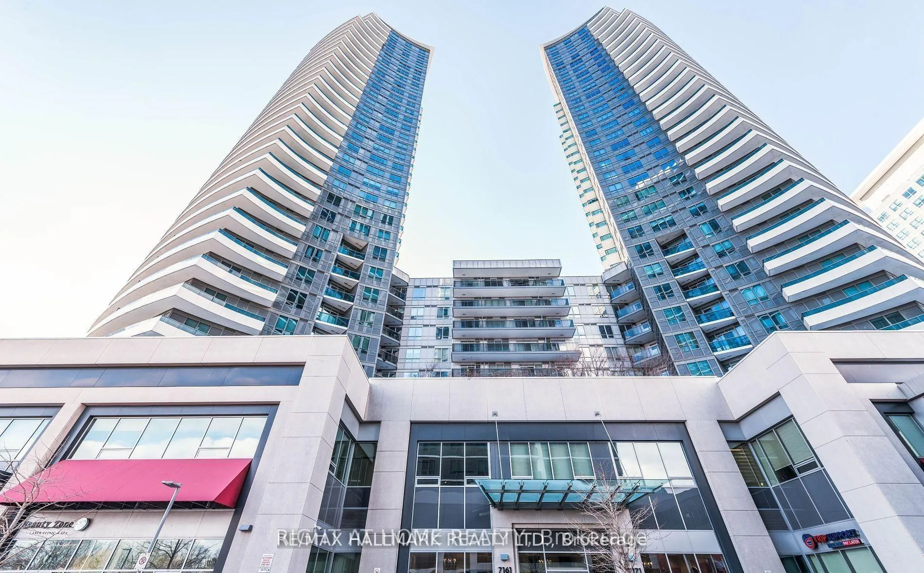 Photo 1 of Unit 911, 7171 Yonge Street, Markham, Grandview — HOMEH