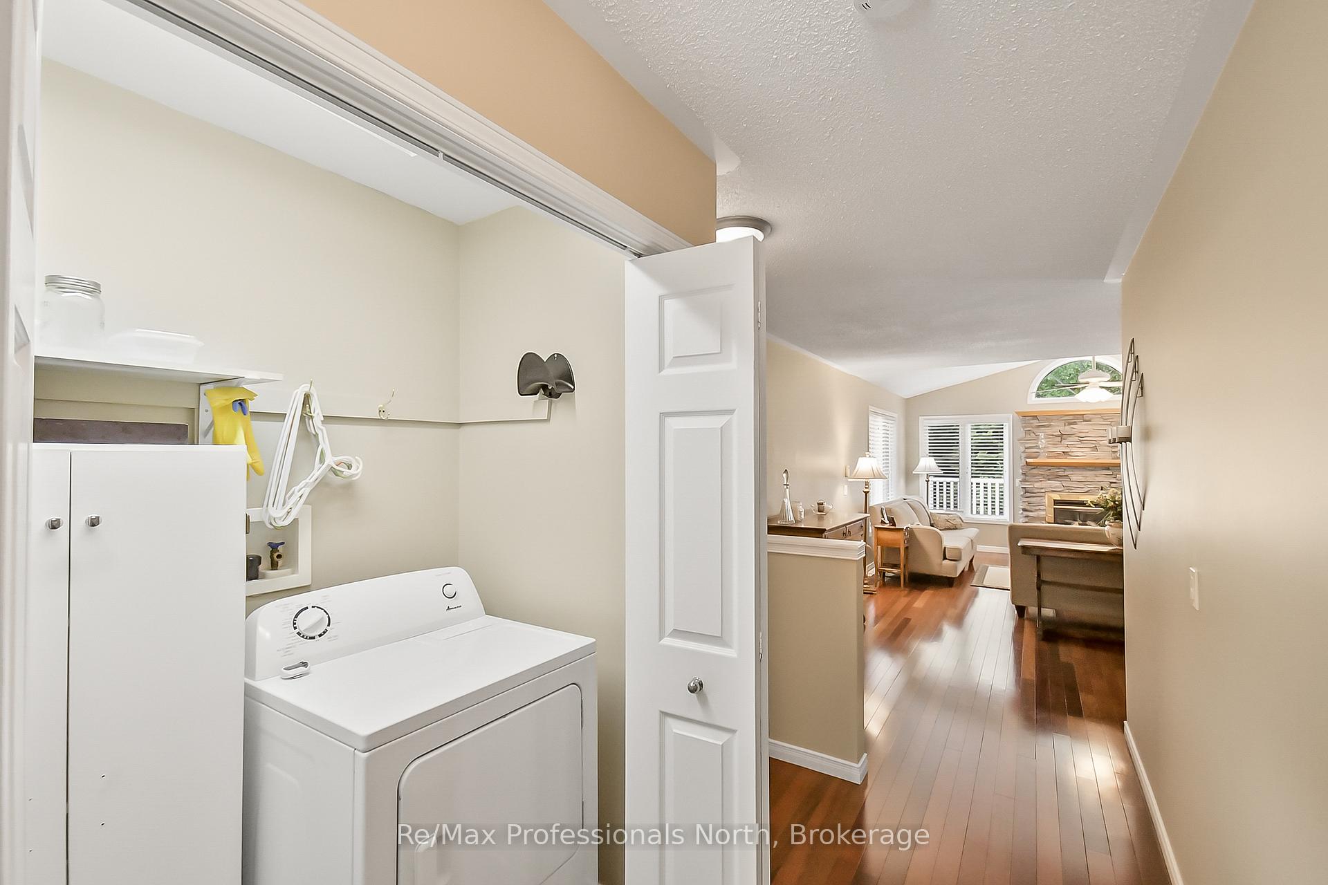 Photo 14 of 15 Pineridge Gate, Gravenhurst, Muskoka (S) — HOMEH