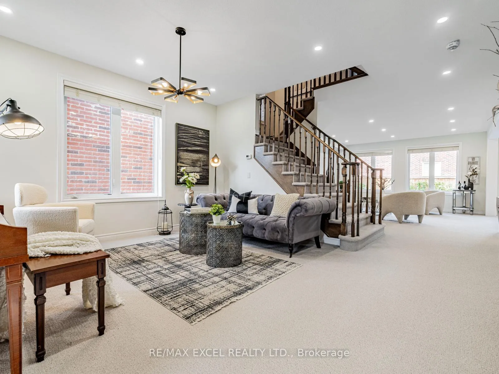 Photo 4 of 2323 Dobbinton Street, Oshawa, Windfields — HOMEH