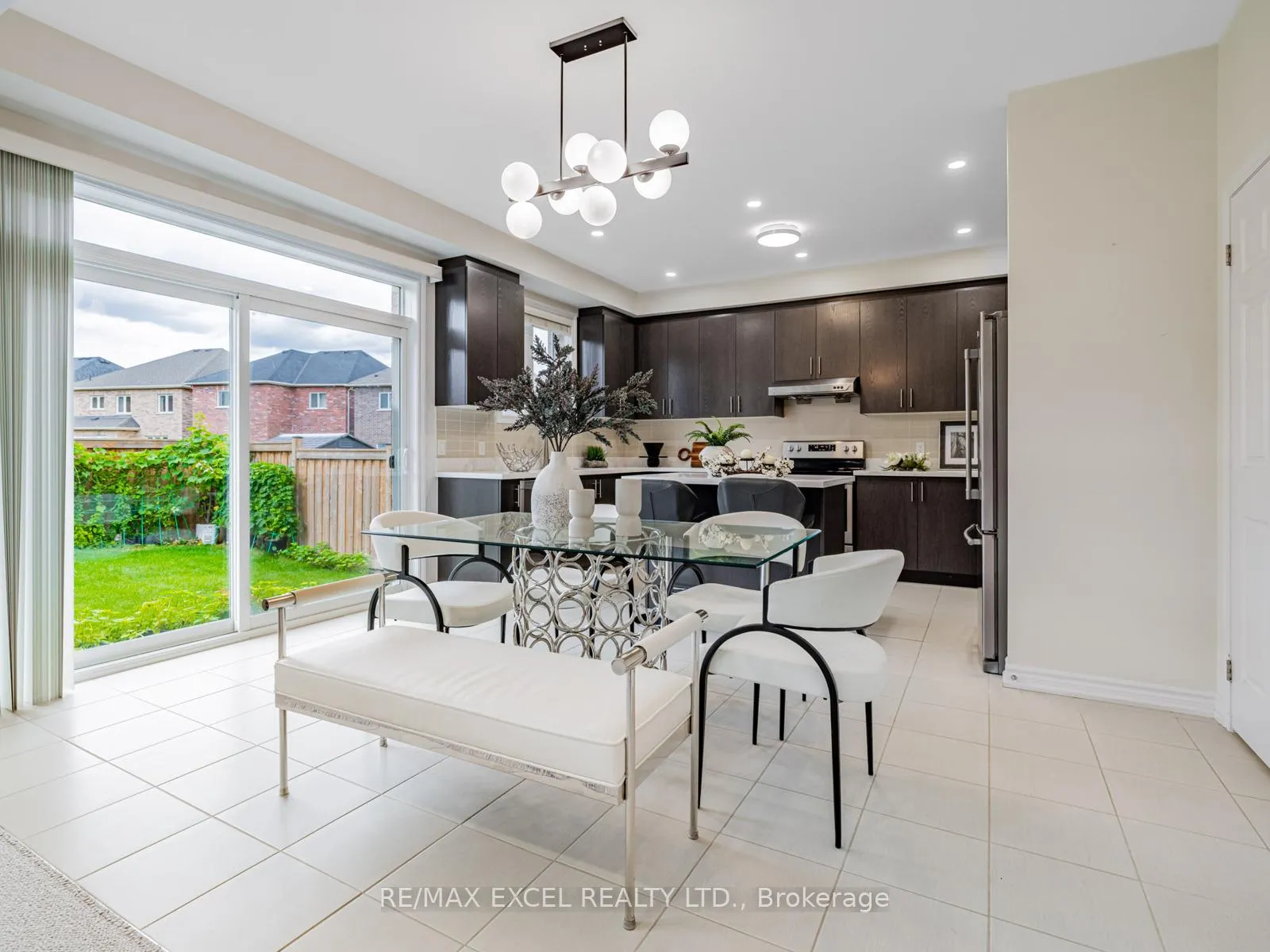Photo 14 of 2323 Dobbinton Street, Oshawa, Windfields — HOMEH