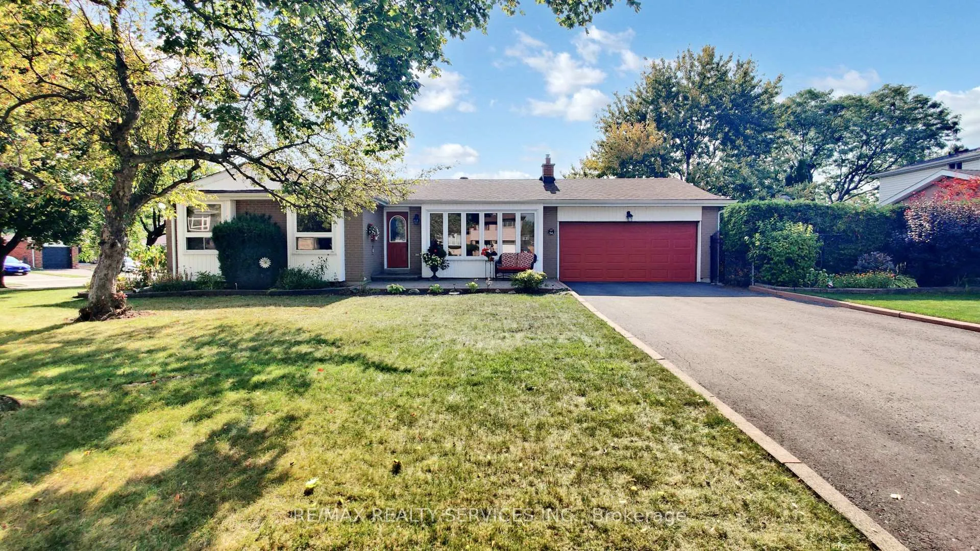 Photo 1 of 64 Glebe Crescent, Brampton, Northgate — HOMEH