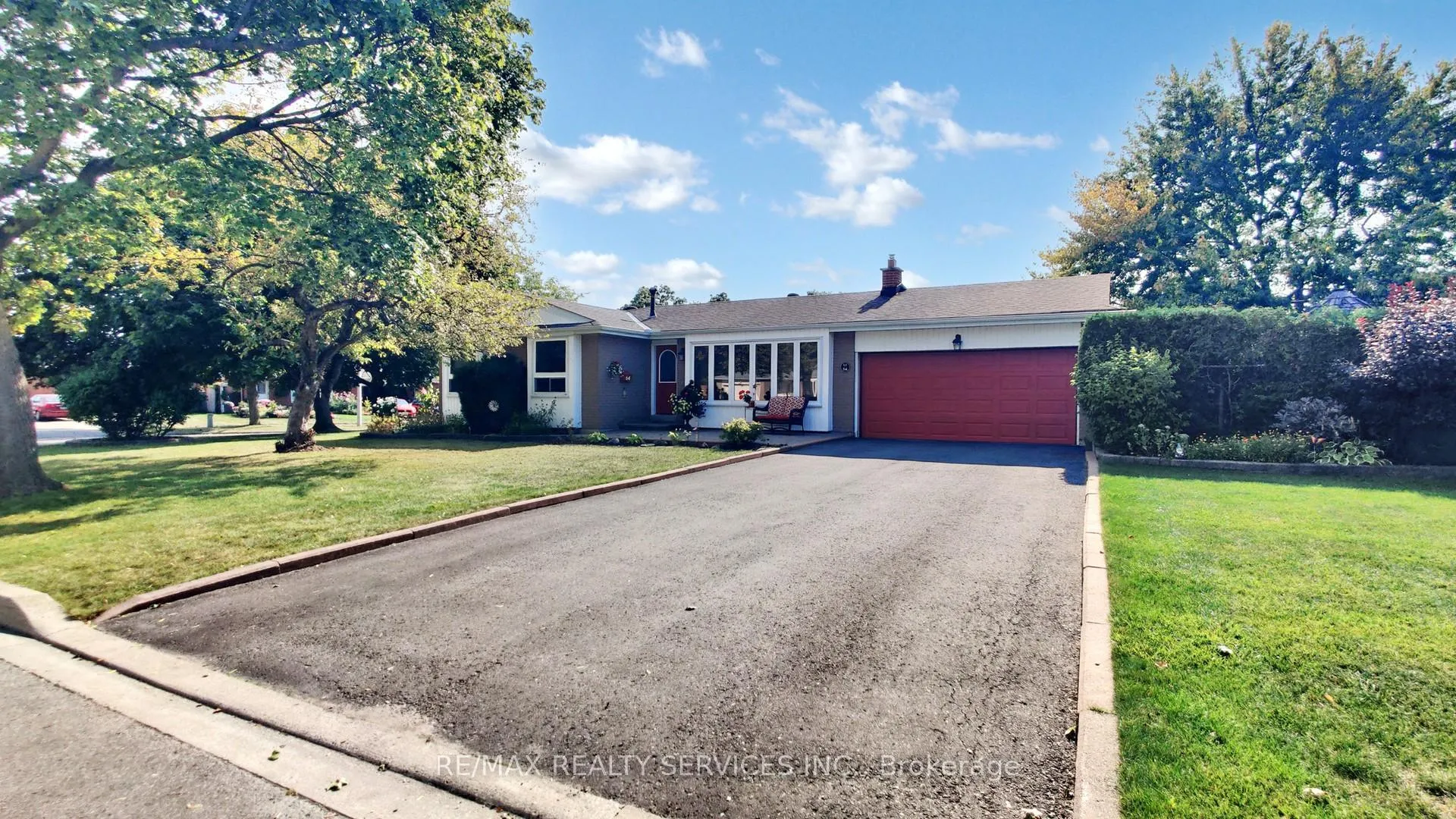 Photo 2 of 64 Glebe Crescent, Brampton, Northgate — HOMEH