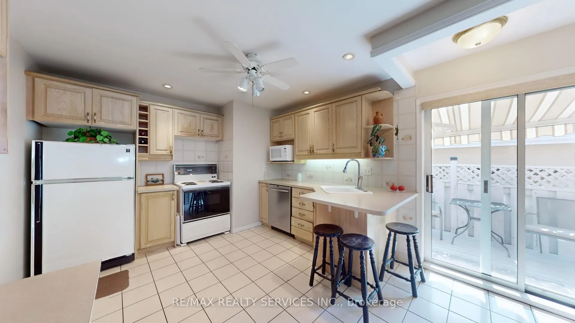 Photo 13 of 64 Glebe Crescent, Brampton, Northgate — HOMEH