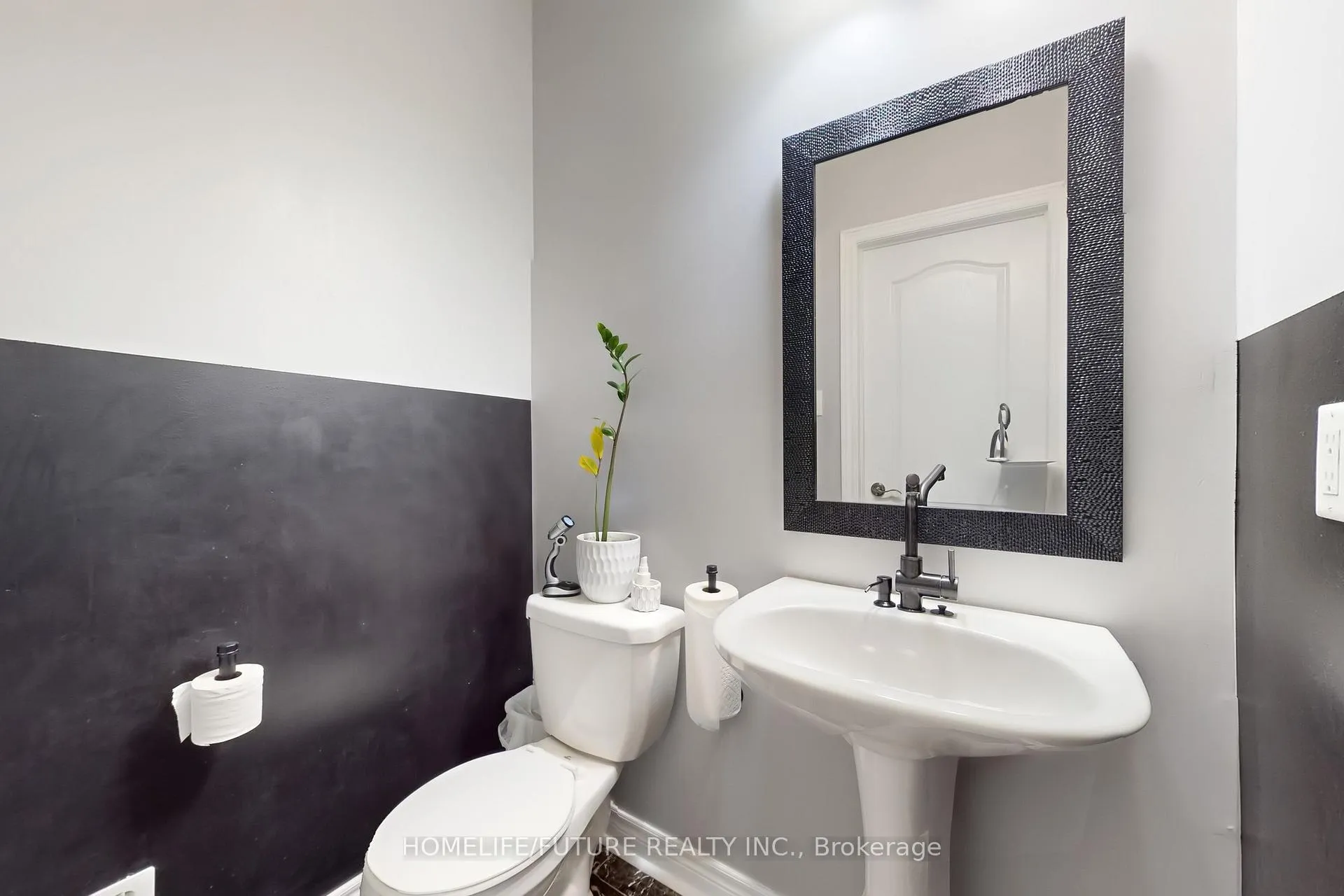 Photo 20 of 44 Arfield Avenue, Ajax, Northeast Ajax — HOMEH