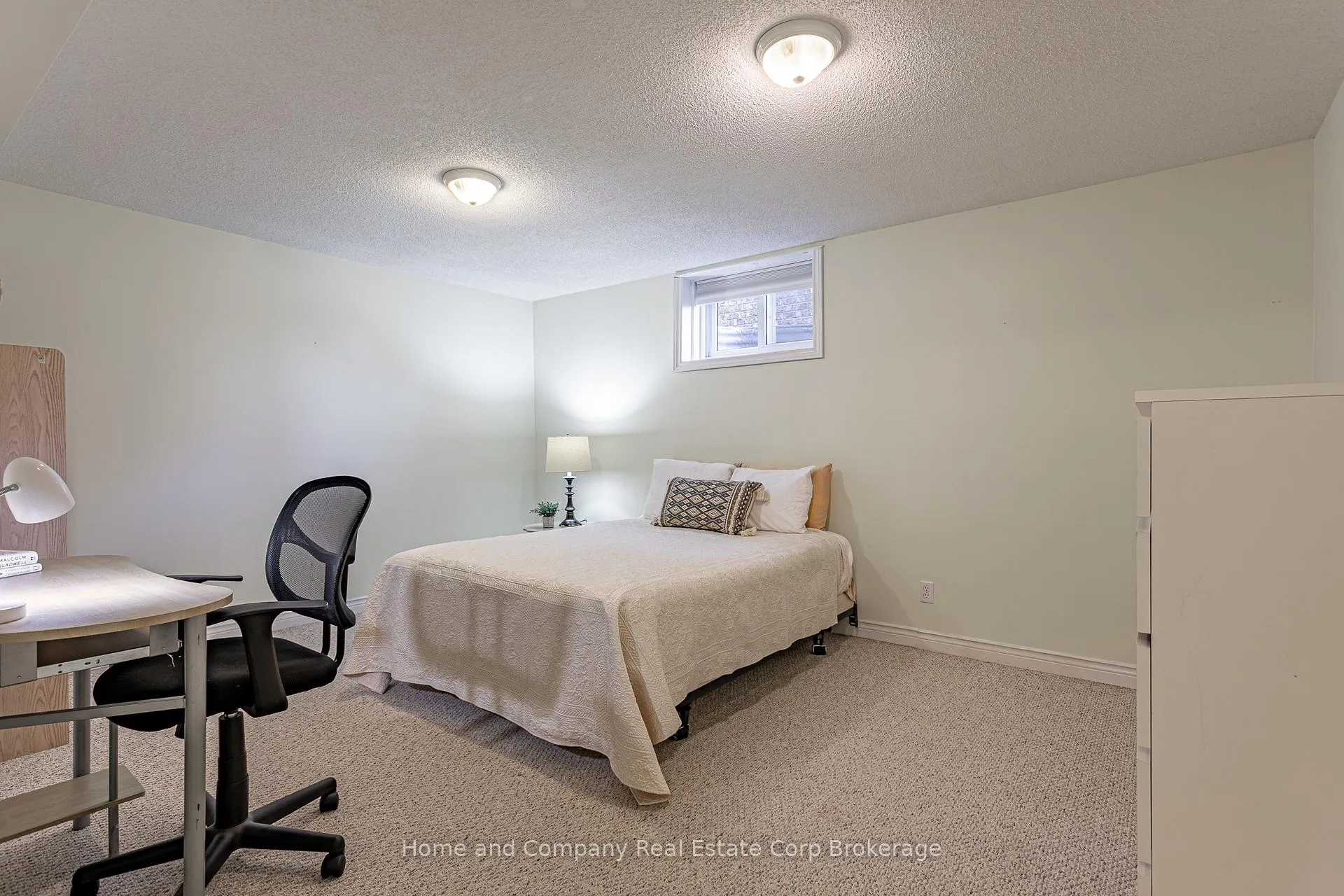 Photo 27 of 12 Mc Queen Court, Norfolk, Waterford — HOMEH