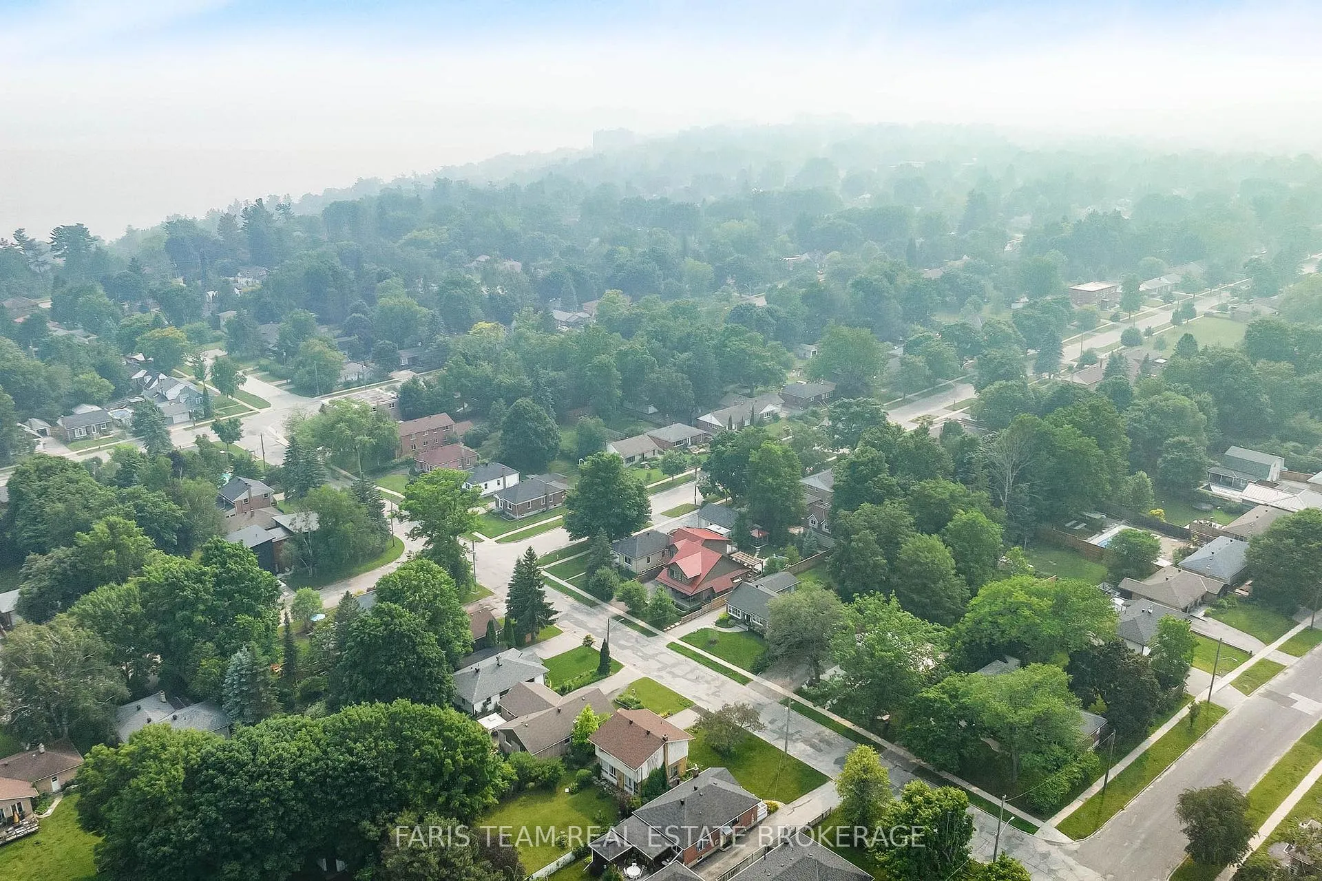 Photo 40 of 92 Nelson Street, Barrie, Codrington — HOMEH