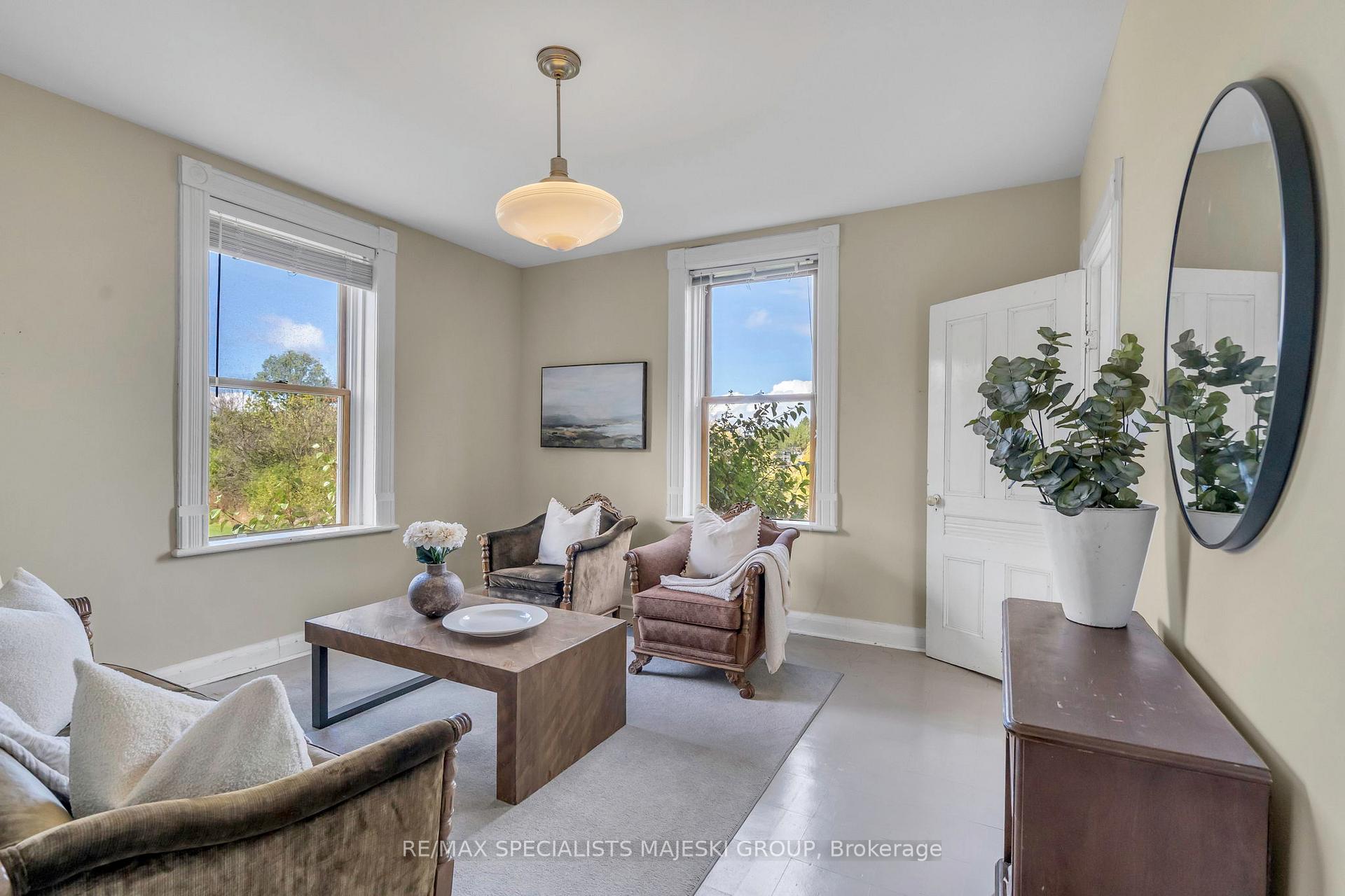 Photo 18 of 190 Old Lakeshore Road, Blue Mountains — HOMEH