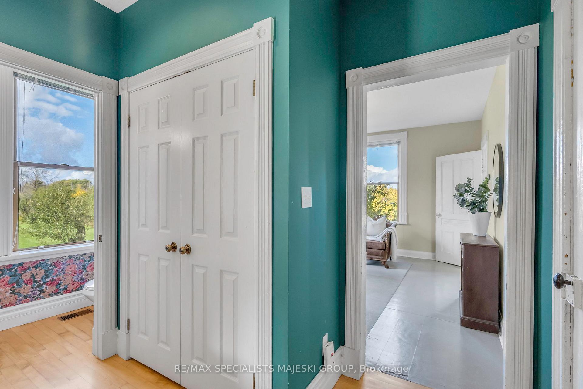 Photo 19 of 190 Old Lakeshore Road, Blue Mountains — HOMEH