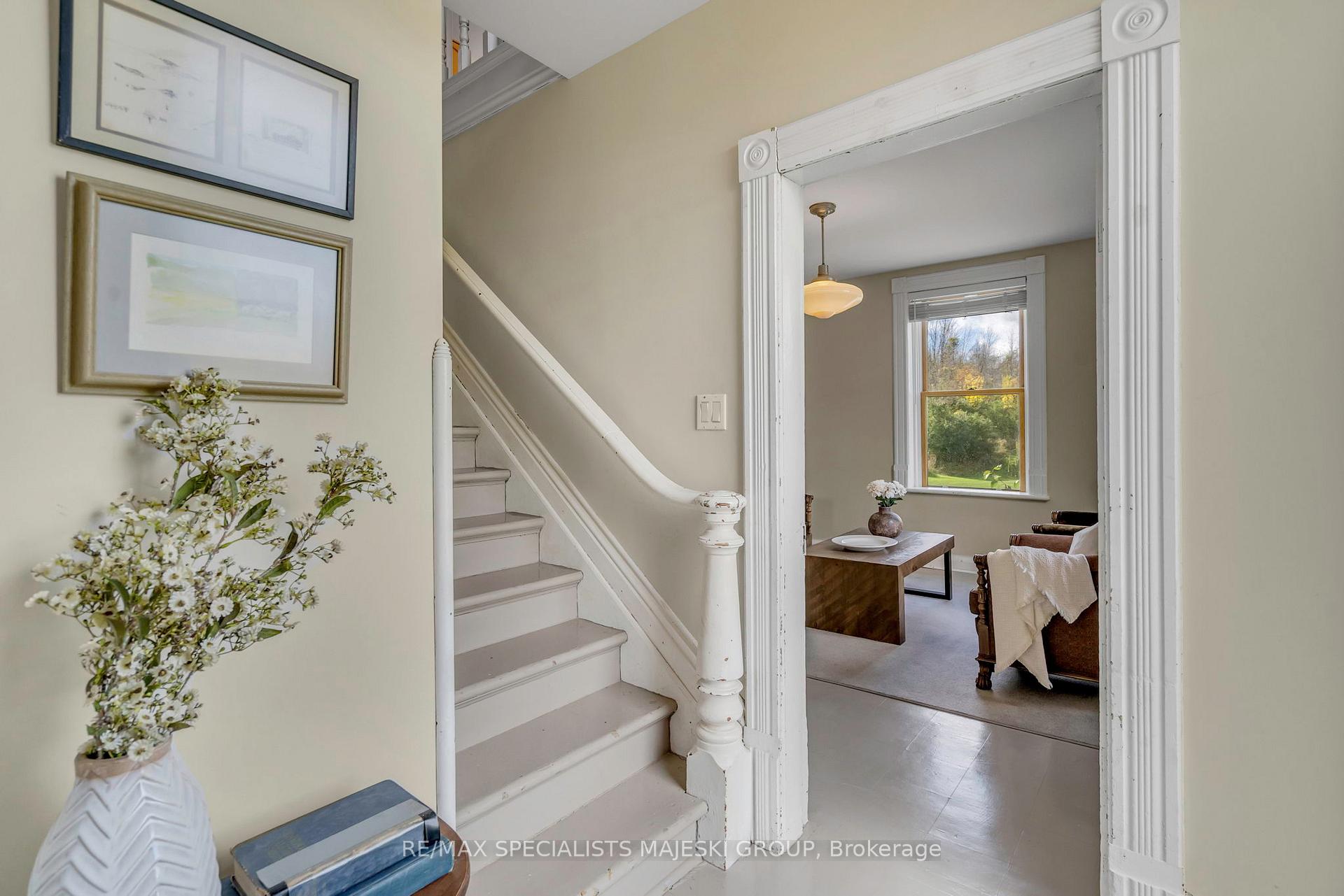 Photo 21 of 190 Old Lakeshore Road, Blue Mountains — HOMEH