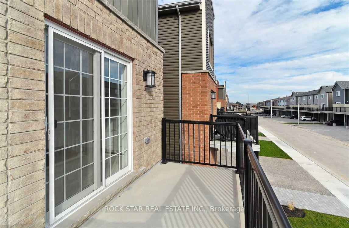 Photo 6 of 18 Andean Lane, Barrie, Holly — HOMEH