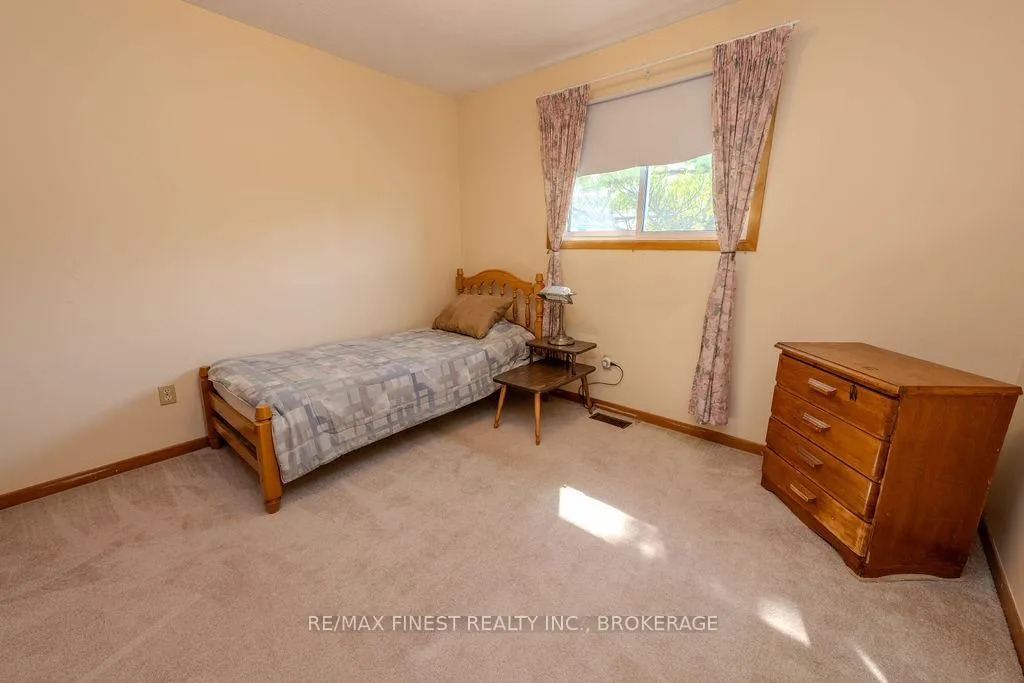 Photo 16 of 776 Cedarwood Drive, Kingston, City Northwest — HOMEH