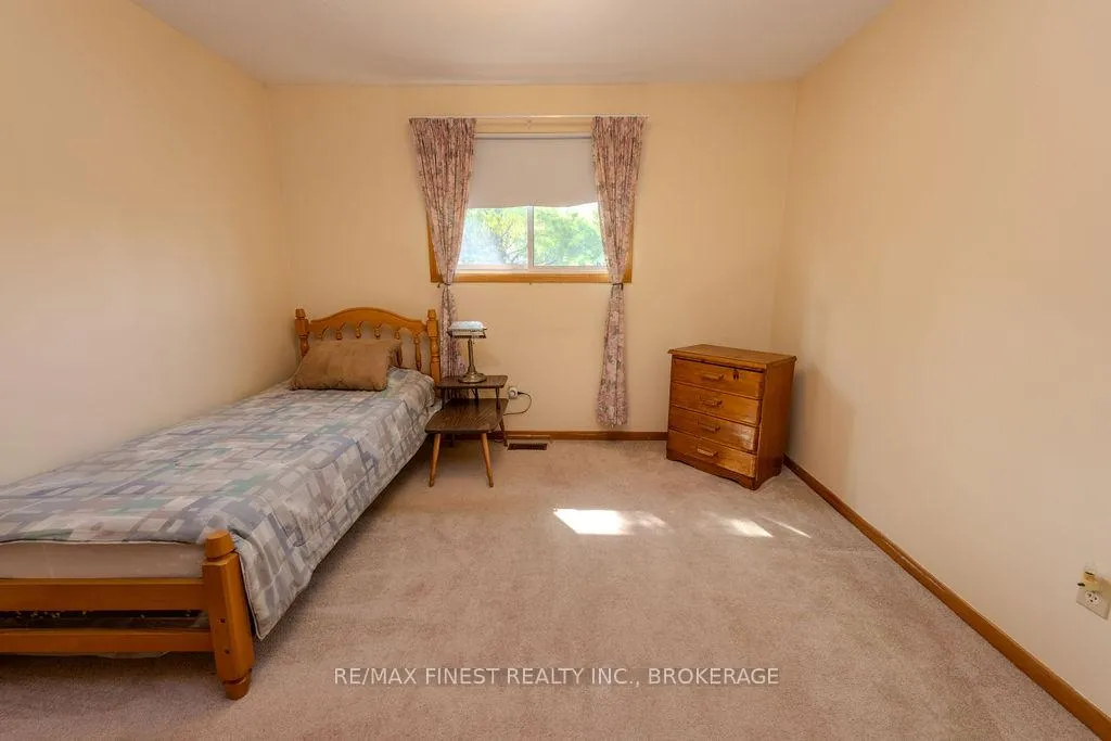 Photo 17 of 776 Cedarwood Drive, Kingston, City Northwest — HOMEH