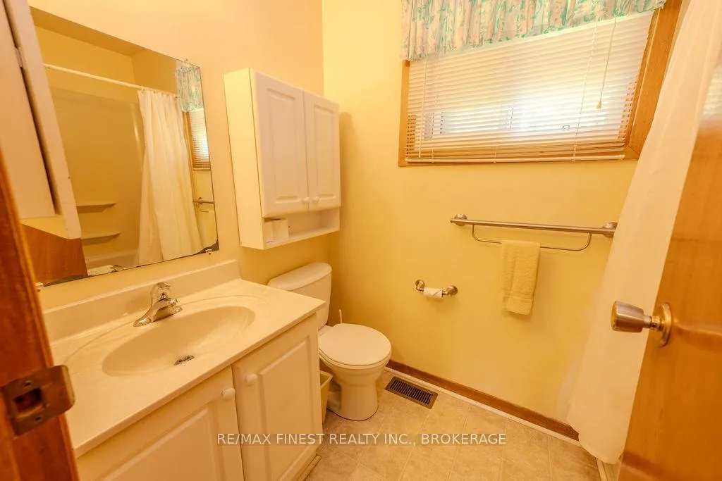 Photo 18 of 776 Cedarwood Drive, Kingston, City Northwest — HOMEH