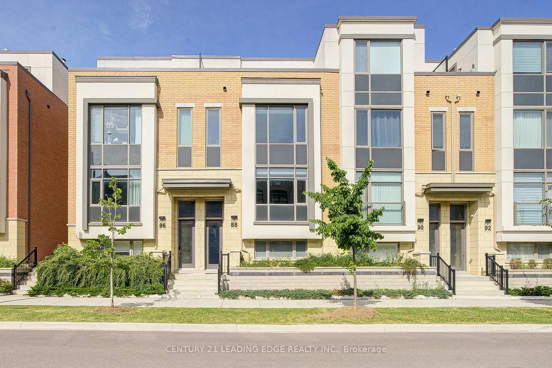 Photo 1 of 88 William Saville Street, Markham, Unionville — HOMEH