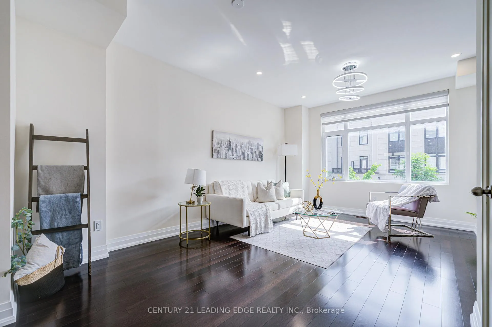 Photo 11 of 88 William Saville Street, Markham, Unionville — HOMEH