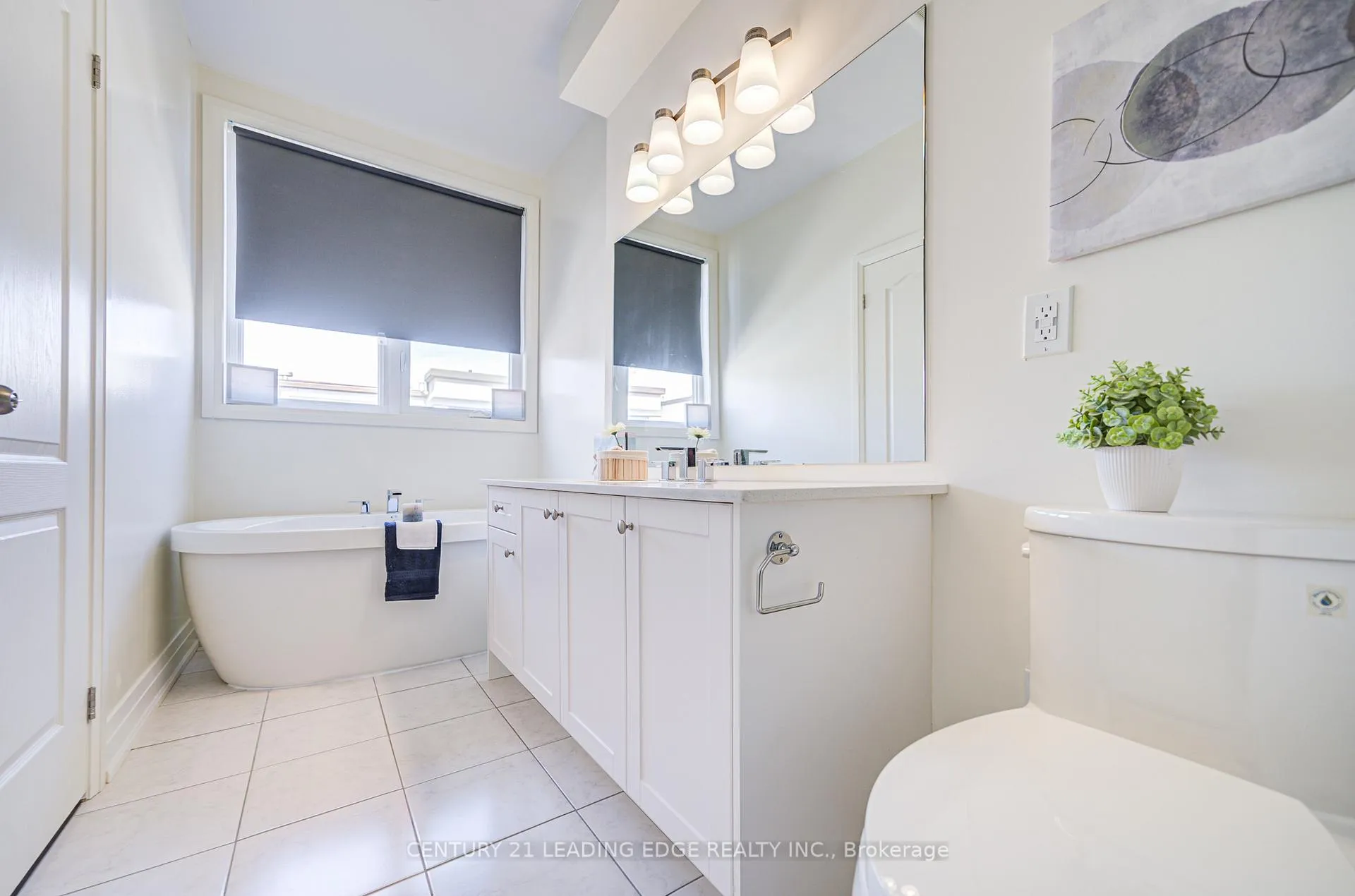 Photo 43 of 88 William Saville Street, Markham, Unionville — HOMEH