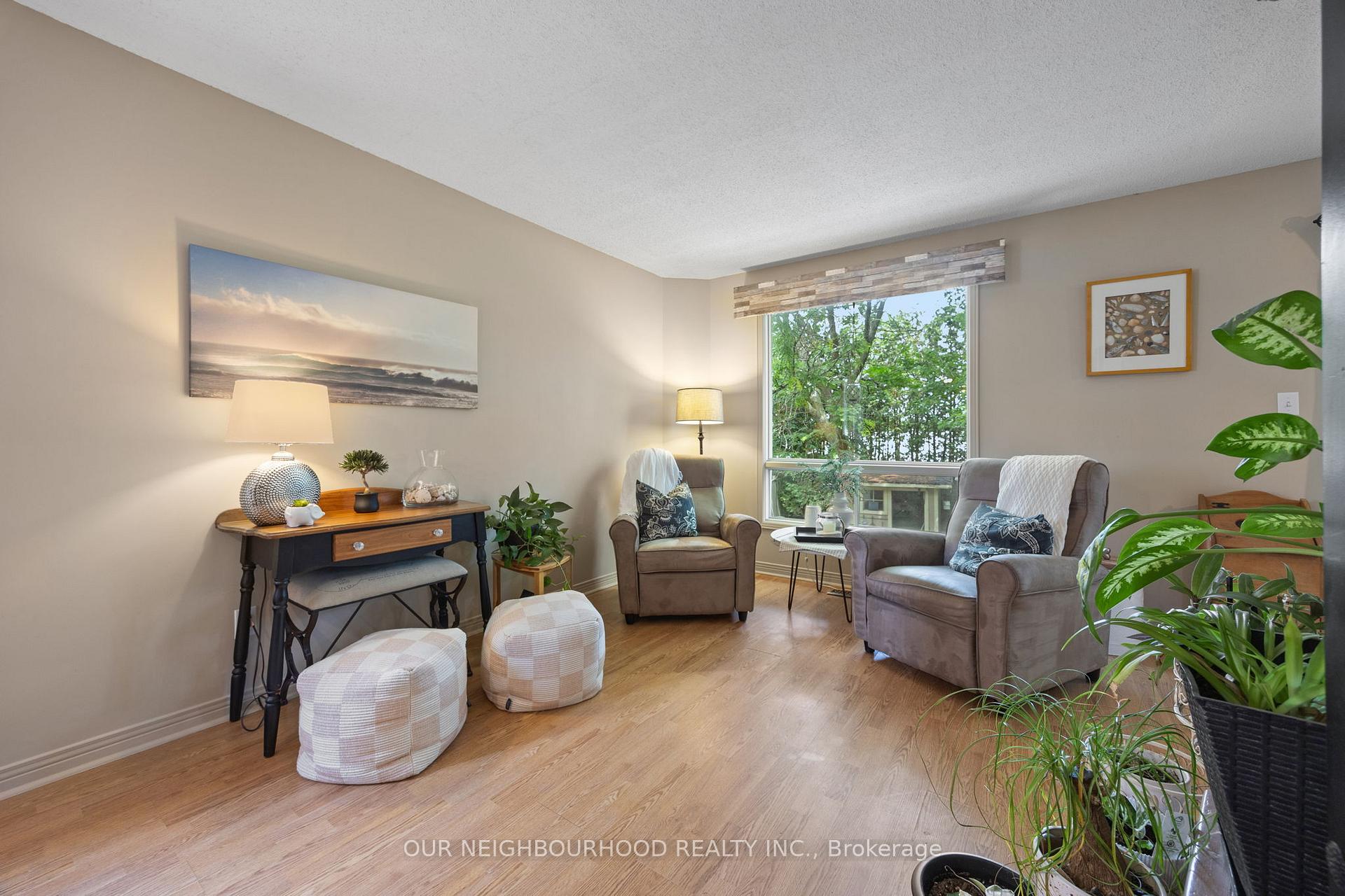 Photo 6 of 39 Short Crescent, Clarington, Courtice — HOMEH