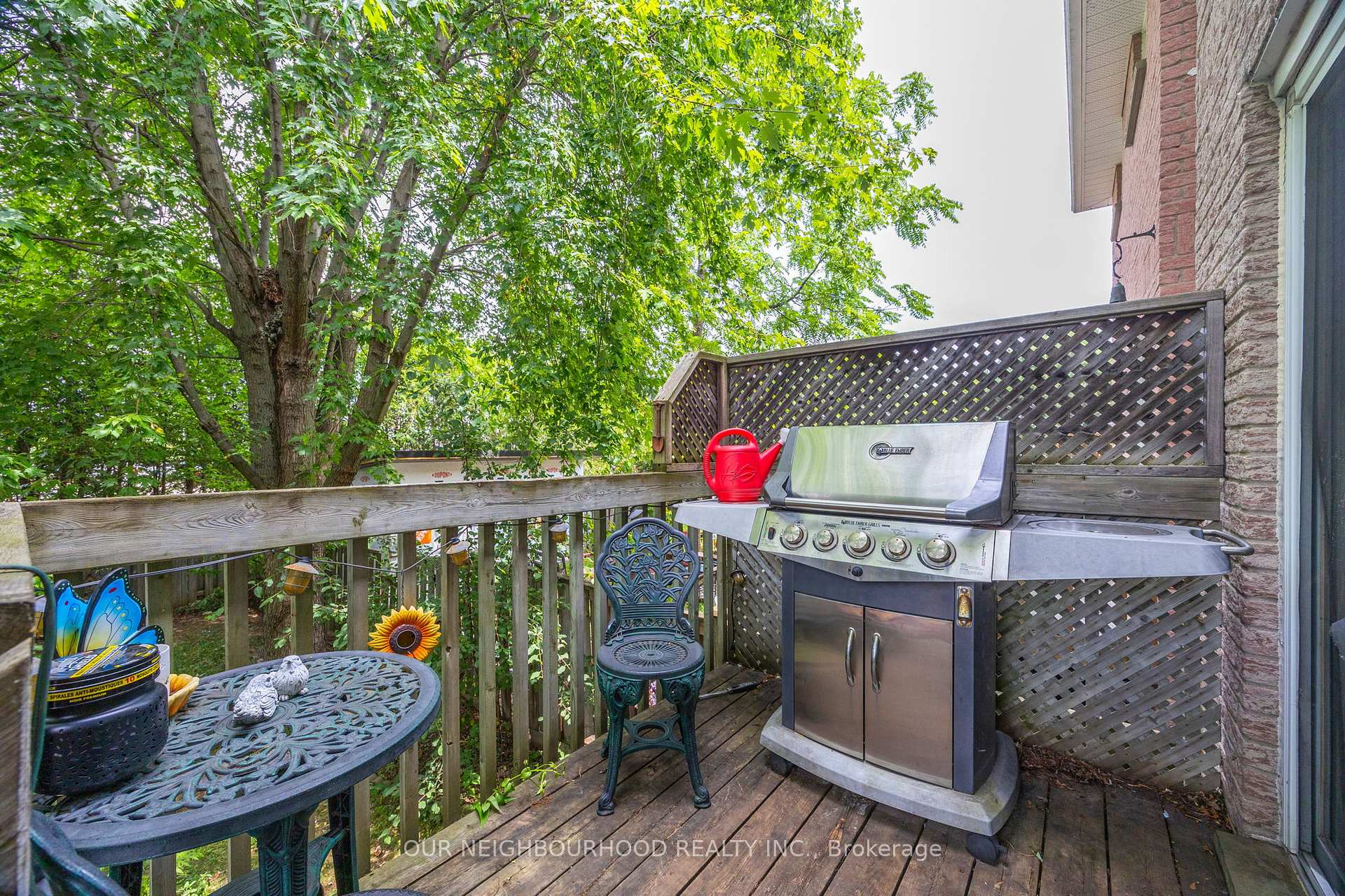 Photo 27 of 39 Short Crescent, Clarington, Courtice — HOMEH
