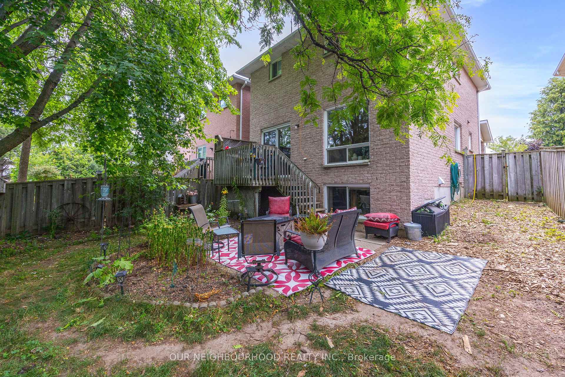 Photo 30 of 39 Short Crescent, Clarington, Courtice — HOMEH
