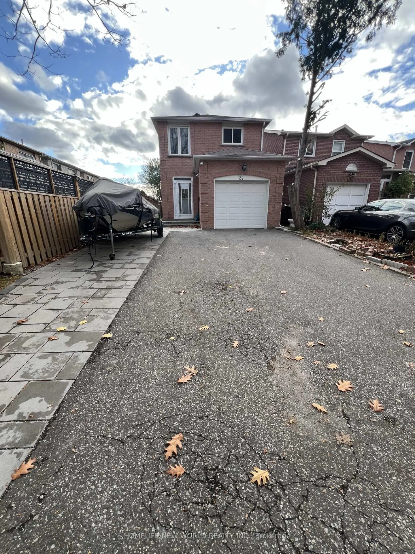 Photo 4 of Unit 1st & 2nd, 31 Spangler Road, Markham, Middlefield — HOMEH