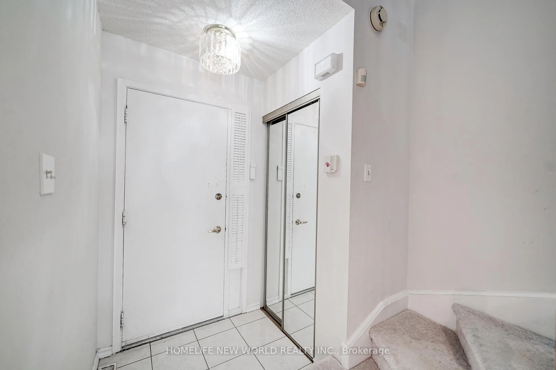 Photo 8 of Unit 1st & 2nd, 31 Spangler Road, Markham, Middlefield — HOMEH
