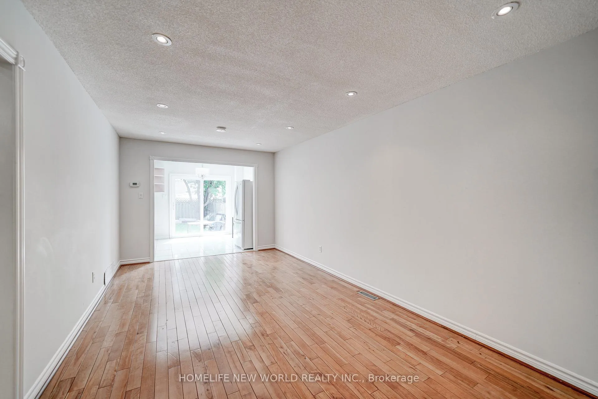 Photo 15 of Unit 1st & 2nd, 31 Spangler Road, Markham, Middlefield — HOMEH