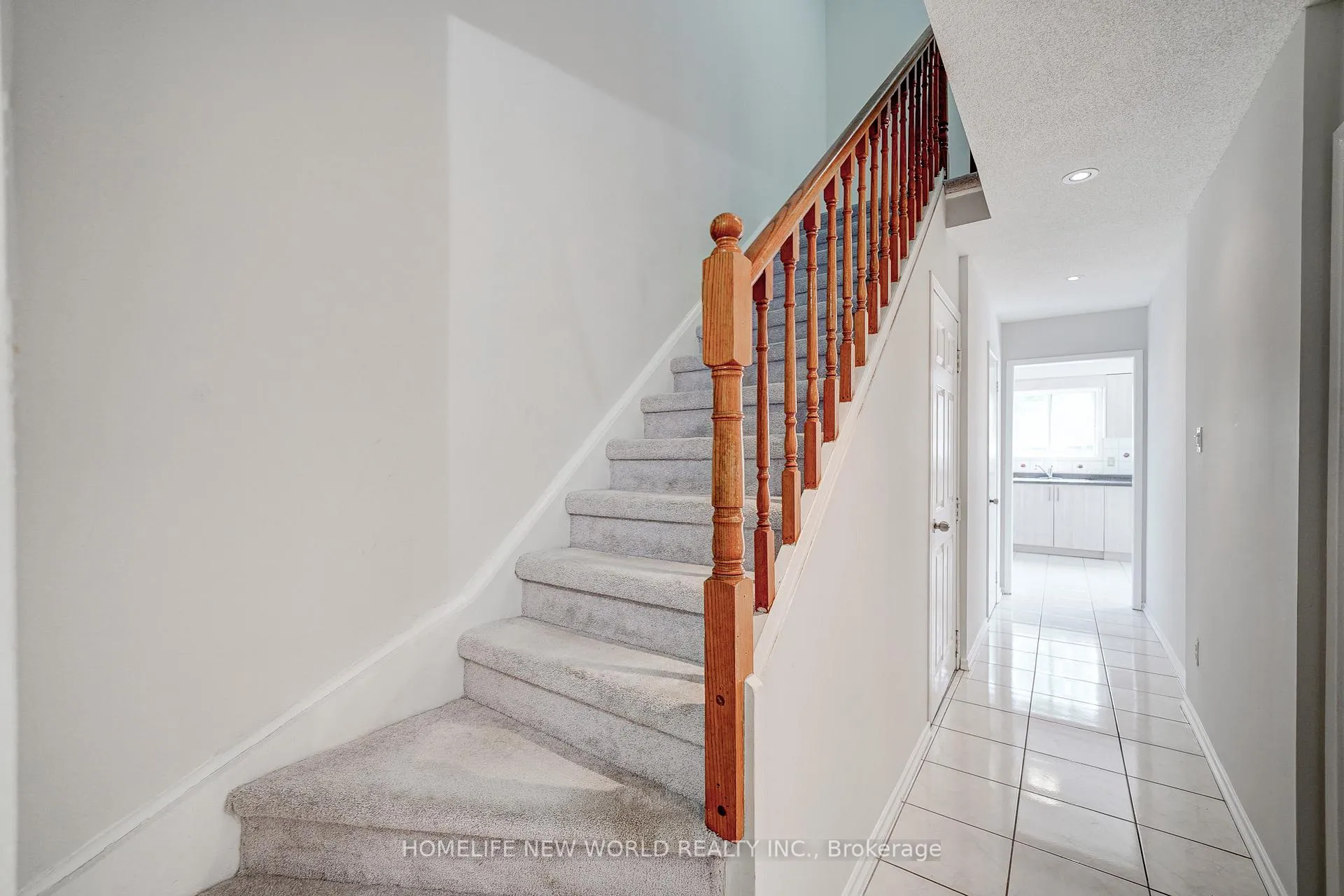 Photo 31 of Unit 1st & 2nd, 31 Spangler Road, Markham, Middlefield — HOMEH