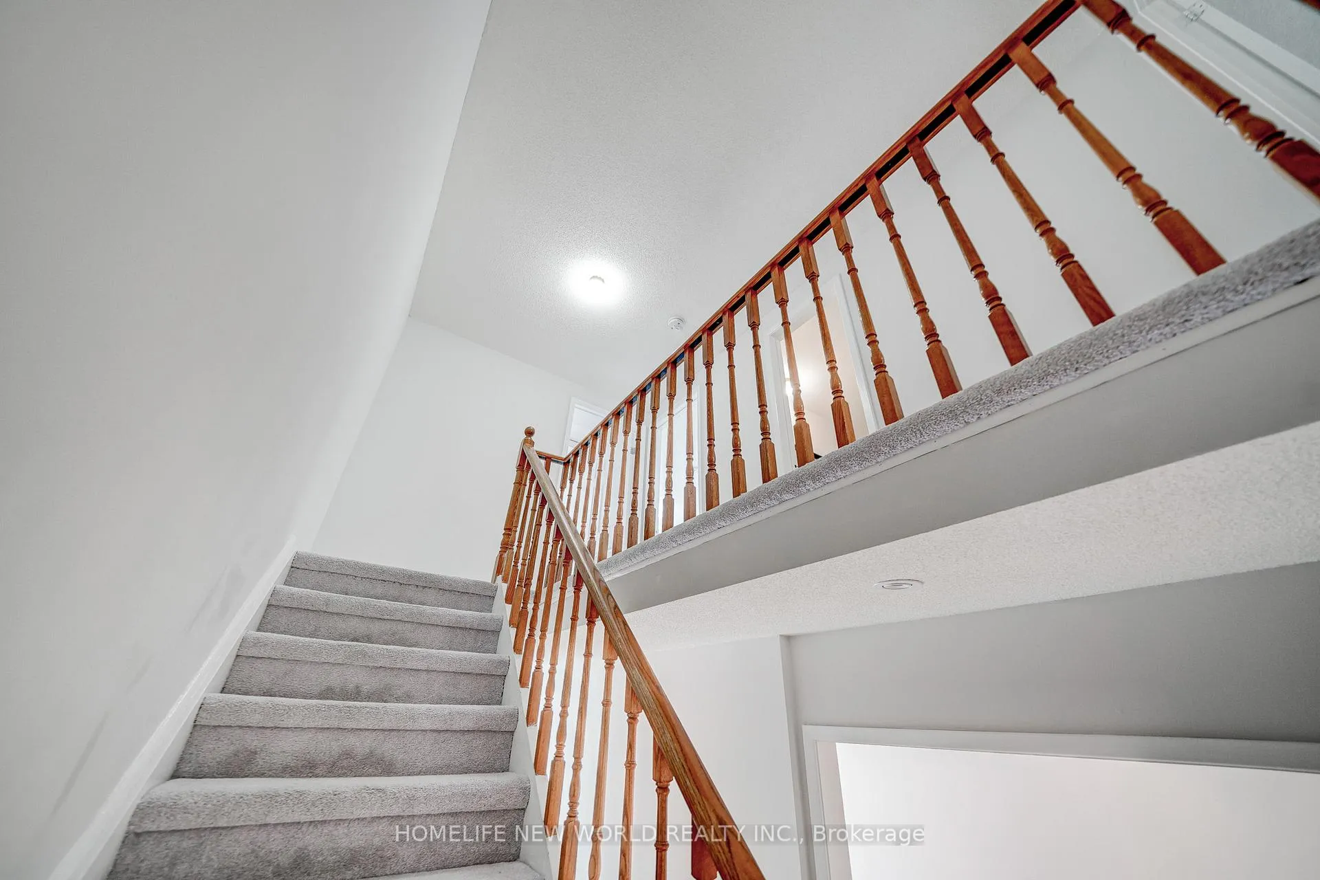 Photo 32 of Unit 1st & 2nd, 31 Spangler Road, Markham, Middlefield — HOMEH