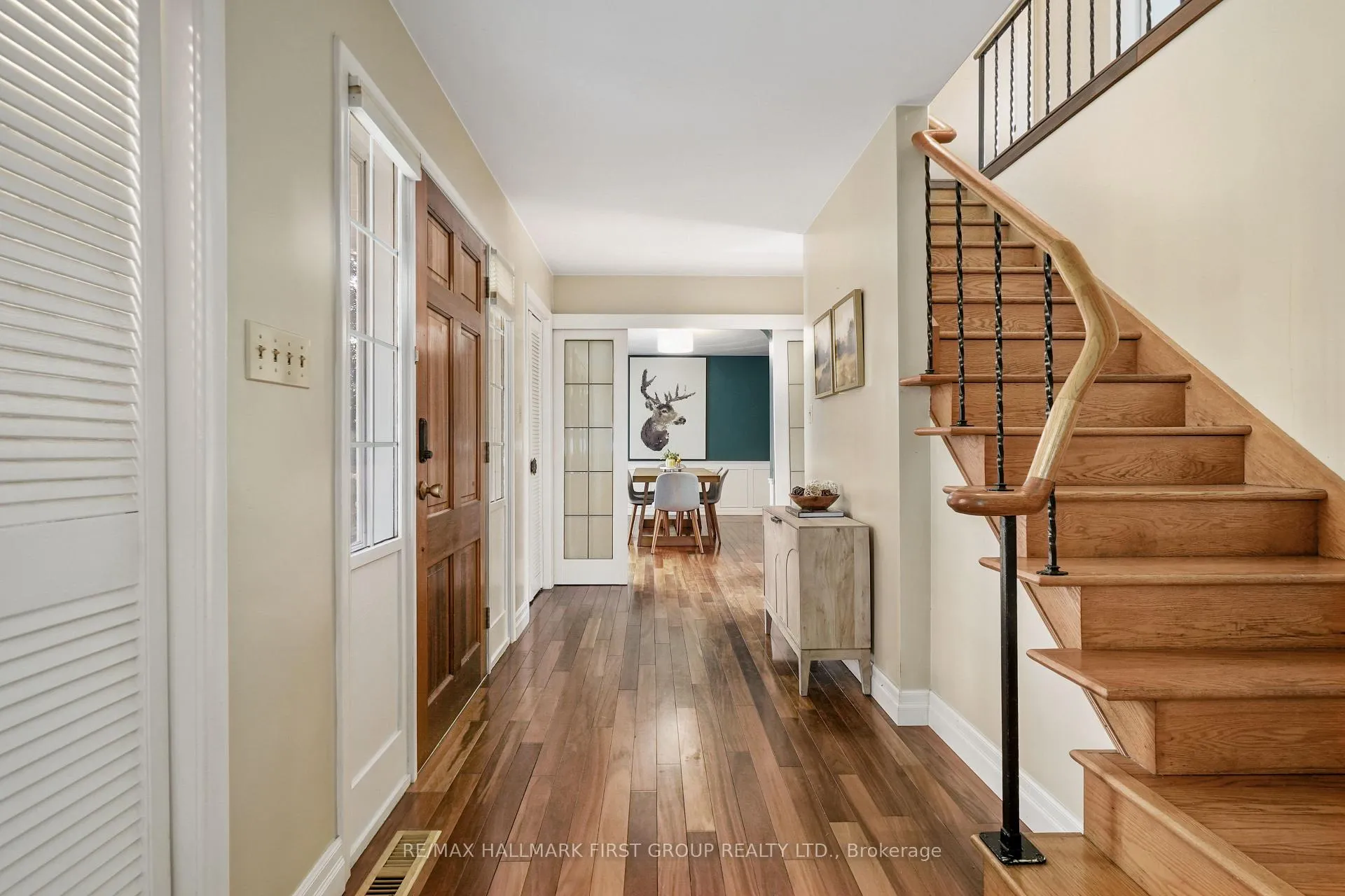 Photo 5 of 401 Lakeshore Drive, Cobourg — HOMEH