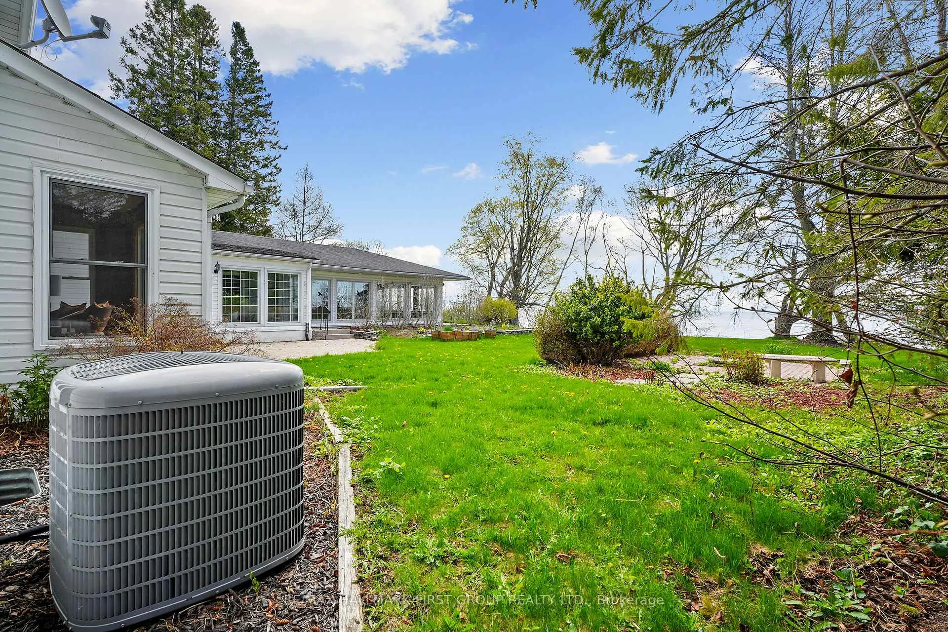Photo 41 of 401 Lakeshore Drive, Cobourg — HOMEH