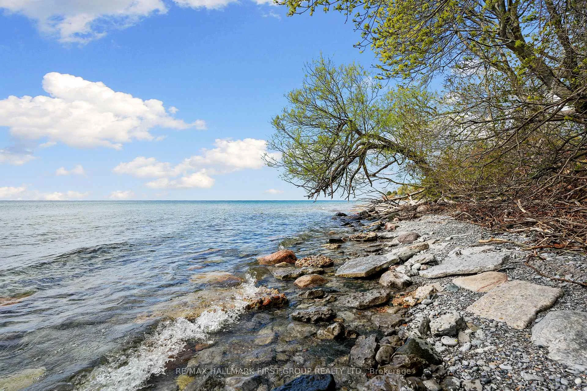Photo 43 of 401 Lakeshore Drive, Cobourg — HOMEH