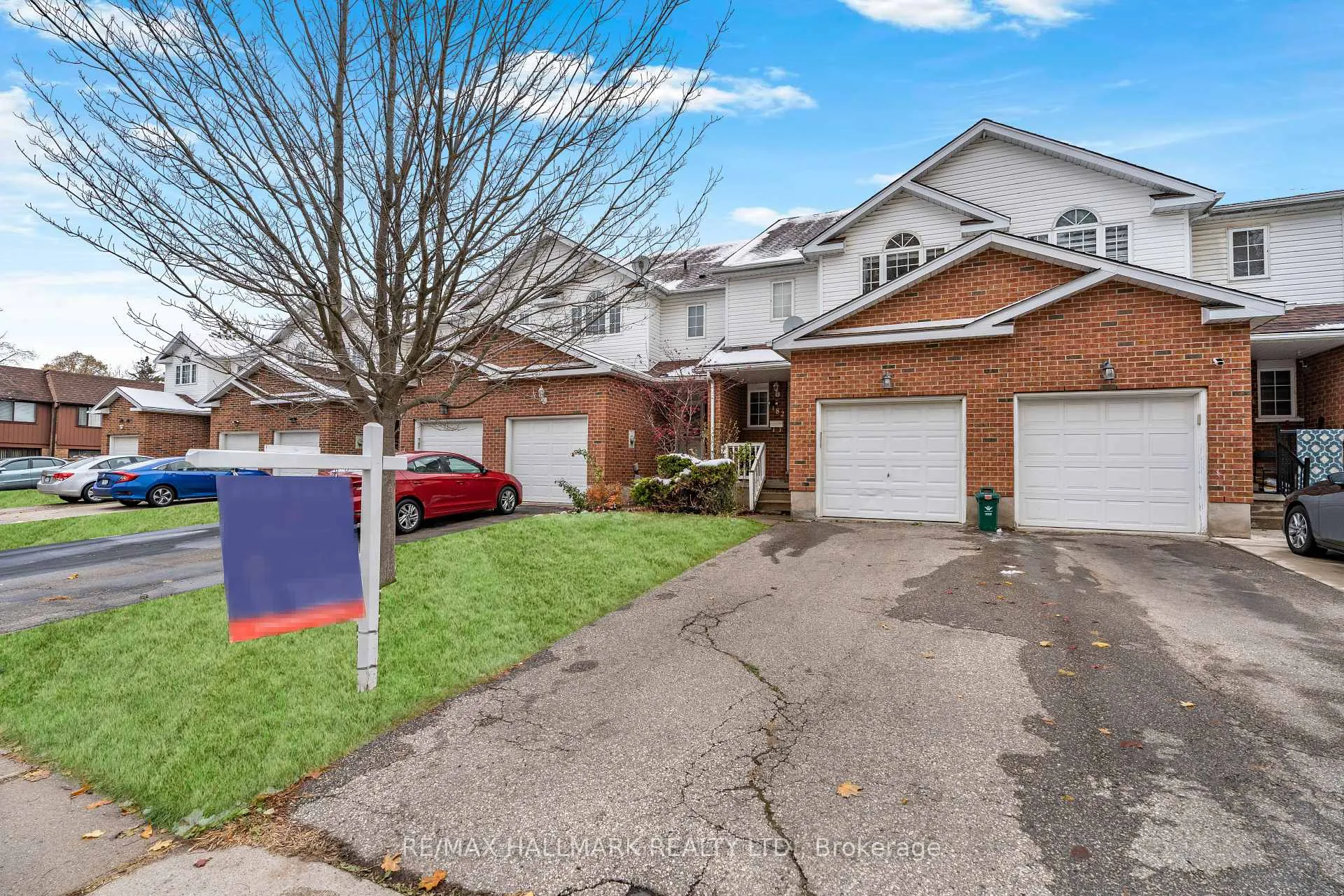 Photo 3 of 182 Kingswood Drive, Kitchener — HOMEH
