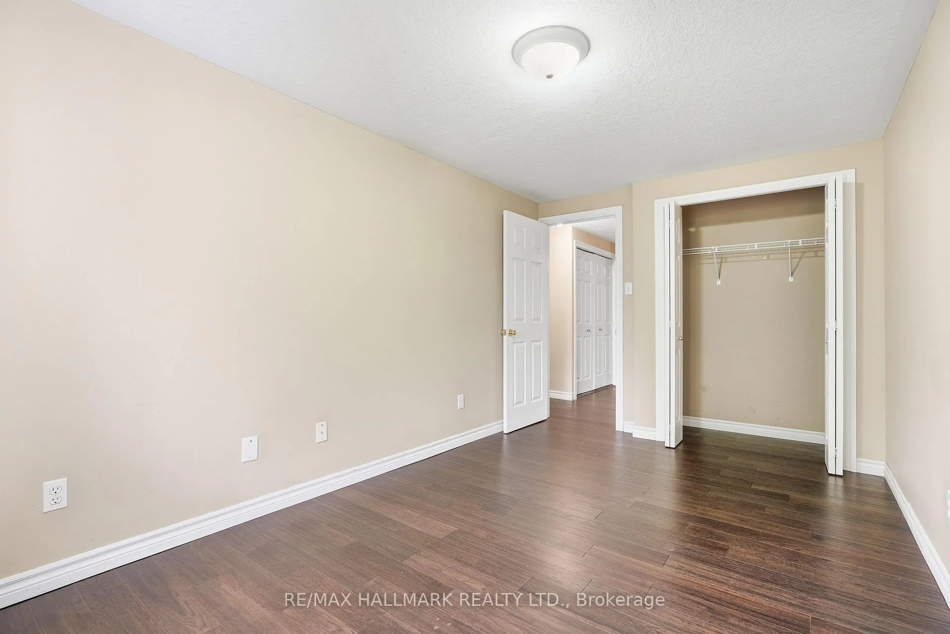 Photo 17 of 182 Kingswood Drive, Kitchener — HOMEH