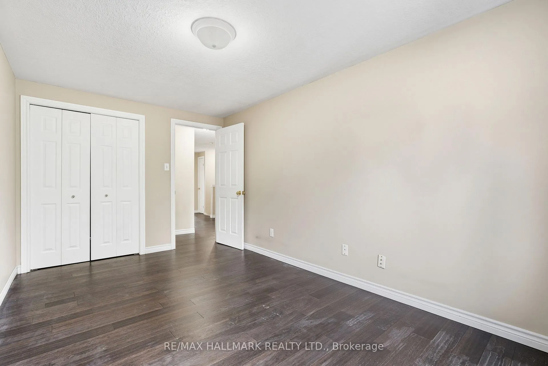Photo 19 of 182 Kingswood Drive, Kitchener — HOMEH
