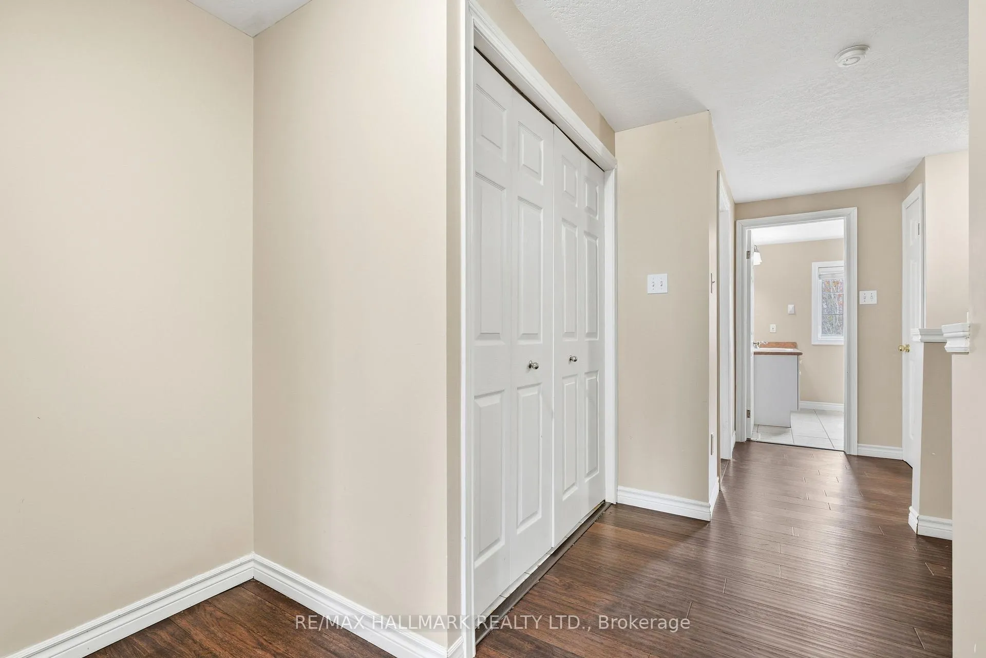 Photo 20 of 182 Kingswood Drive, Kitchener — HOMEH